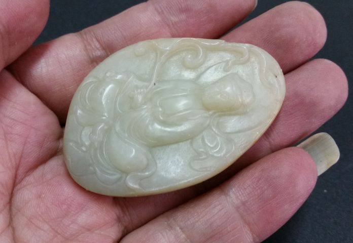 古玩玉器和田玉雕“觀音”掛件拍賣(mài),當(dāng)前價(jià)格980元