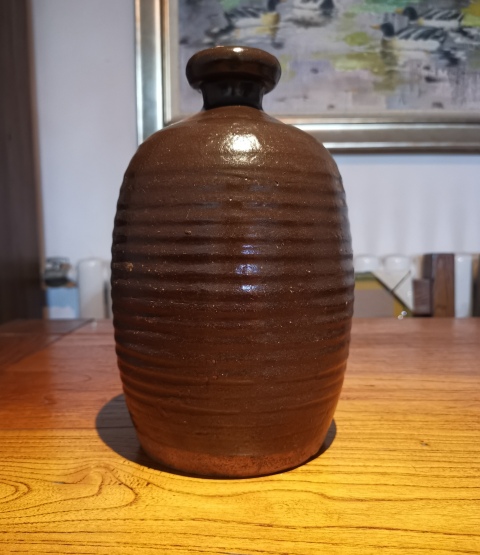 古玩陶瓷明代·褐釉弦紋梅瓶（公元1368-1644）拍賣，當前價格388元
