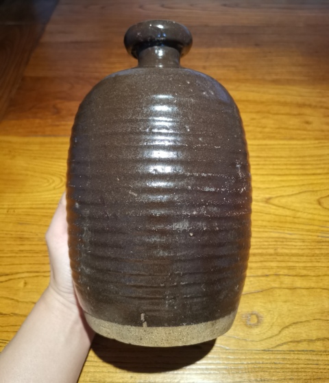 古玩陶瓷明代·褐釉弦紋梅瓶（公元1368-1644）拍賣，當前價格388元