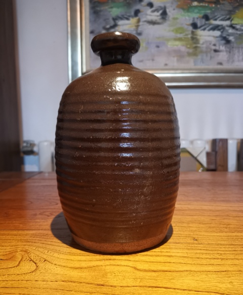 古玩陶瓷明代·褐釉弦紋梅瓶（公元1368-1644）拍賣，當前價格388元