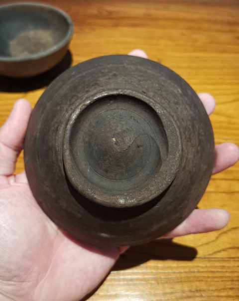 古玩陶瓷元黑陶茶盞(一對(duì))拍賣,當(dāng)前價(jià)格260元