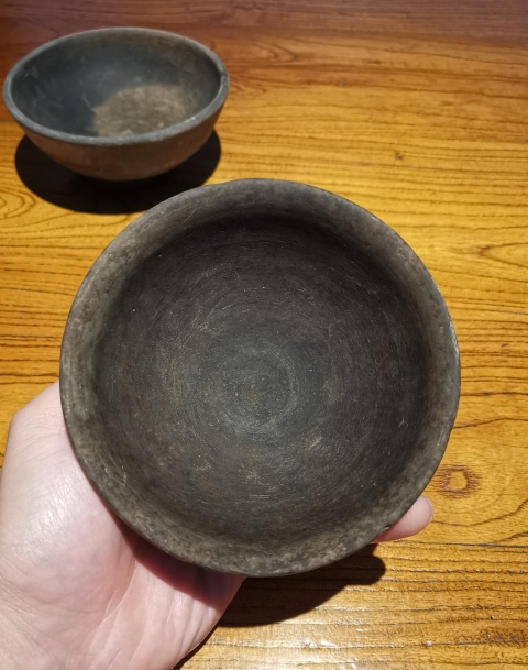 古玩陶瓷元黑陶茶盞(一對(duì))拍賣,當(dāng)前價(jià)格260元