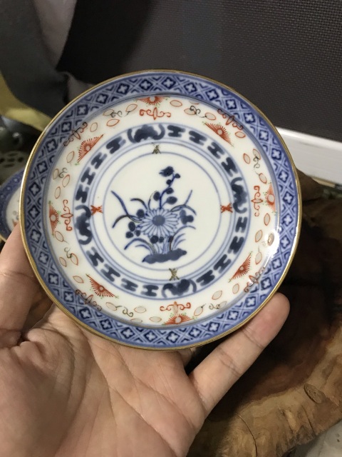 古玩陶瓷民國青花花卉紋玲瓏瓷杯碟兩套拍賣,當(dāng)前價格688元