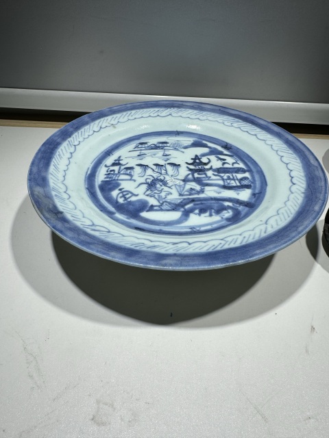 古玩陶瓷清.乾隆.青花山水人物紋折沿盤拍賣，當前價格698元