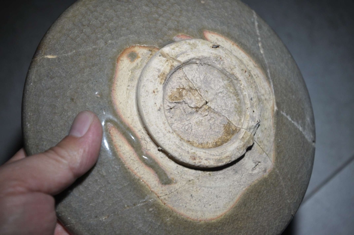 古玩陶瓷金元精品鈞窯月白釉冰片紋紫斑盤拍賣，當前價格2980元