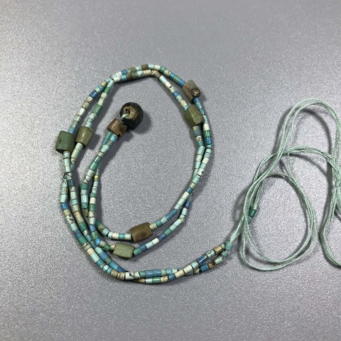 古玩玉器漢代綠松石珠串拍賣,當前價格1588元