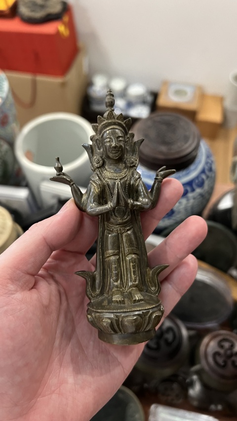 古玩雜項(xiàng)清末四臂觀音造像拍賣(mài)，當(dāng)前價(jià)格2777元