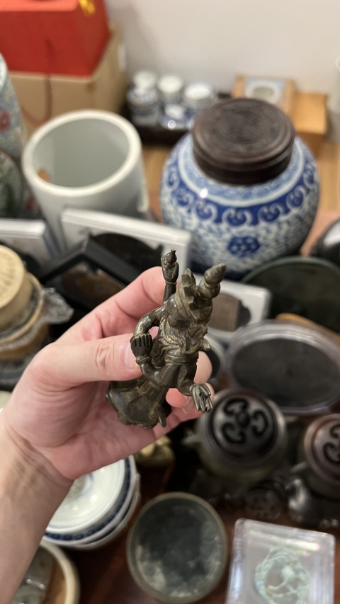 古玩雜項(xiàng)清末四臂觀音造像拍賣(mài)，當(dāng)前價(jià)格2777元