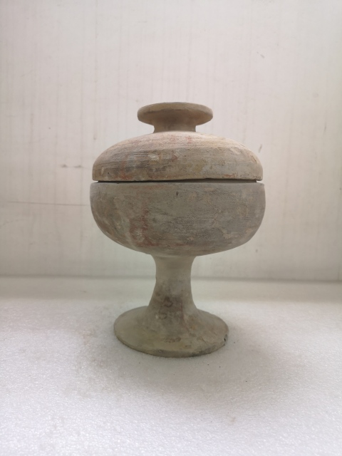 古玩陶瓷灰陶彩繪陶豆拍賣,當前價格1200元