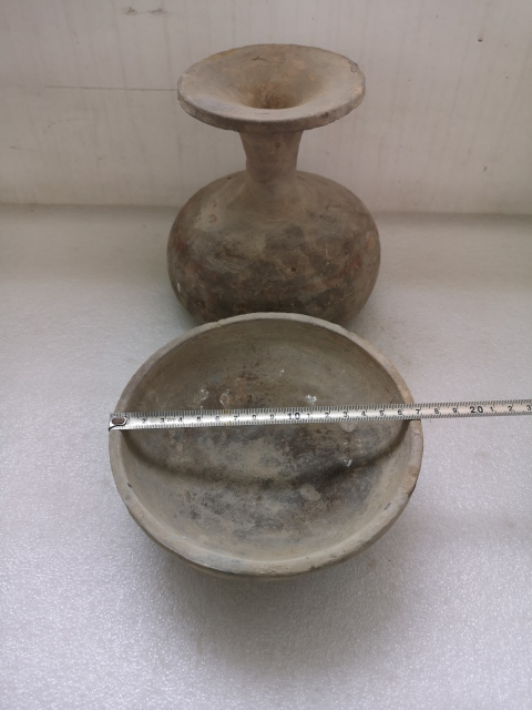 古玩陶瓷灰陶彩繪陶豆拍賣,當前價格1200元