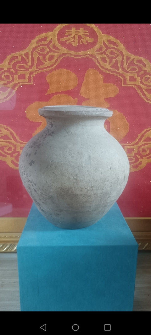 古玩陶瓷漢代~灰陶罐拍賣,當前價格11元