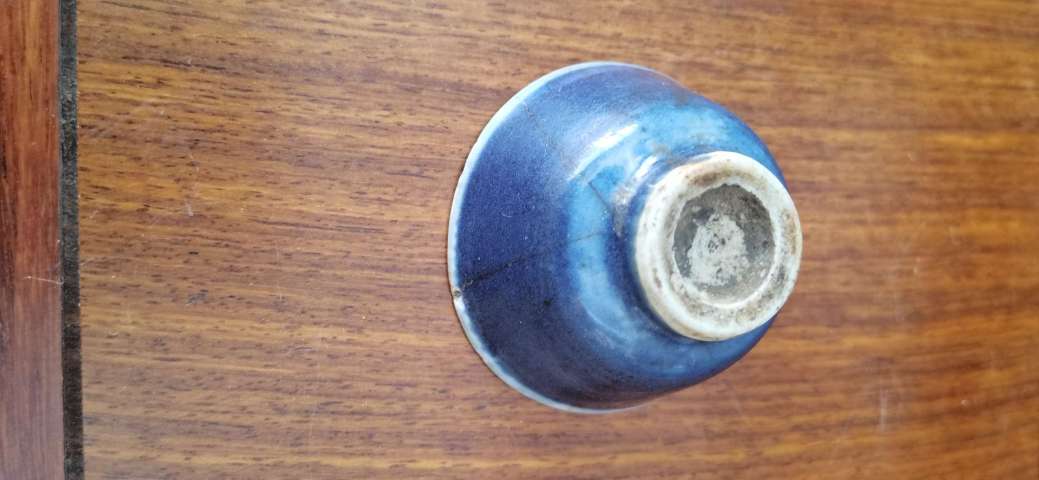 古玩陶瓷兩個霽藍釉茶杯拍賣,當前價格2000元