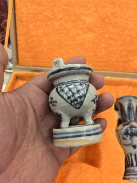 古玩陶瓷青花瓶拍賣,當前價格52800元