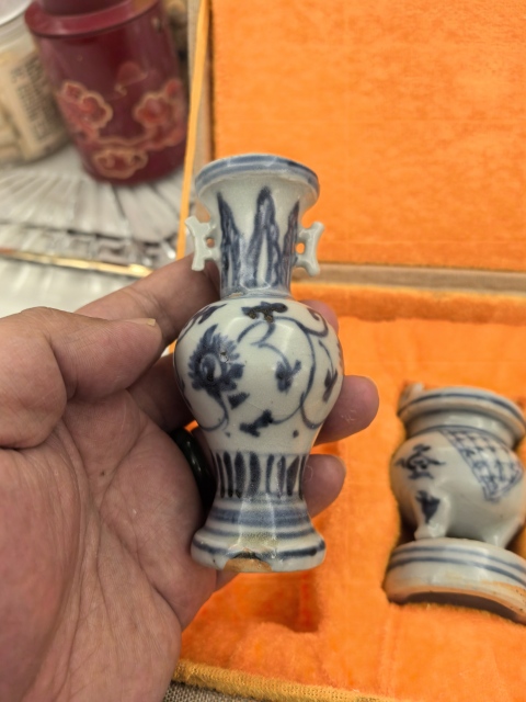 古玩陶瓷青花瓶拍賣,當前價格52800元