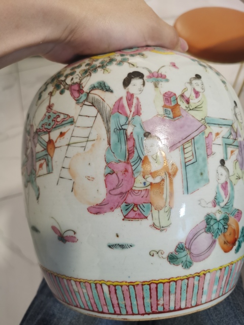 古玩陶瓷三娘教子圖粉彩罐拍賣,當前價格1500元