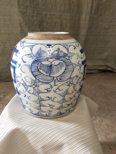 古玩陶瓷青花纏枝喜字罐拍賣，當(dāng)前價(jià)格99元