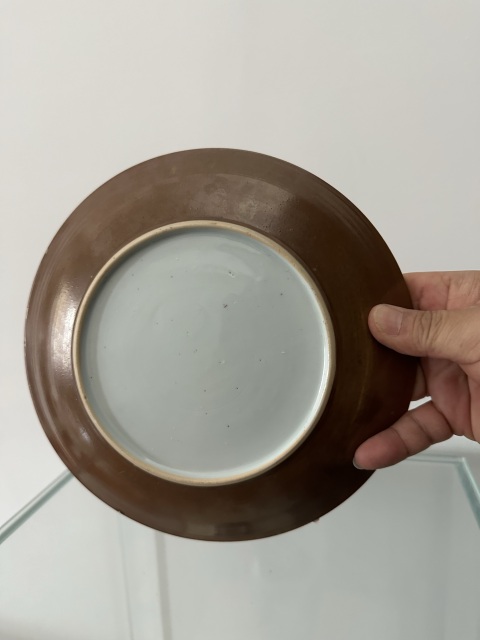 古玩陶瓷外紫金釉內(nèi)青花花卉紋盤拍賣,當前價格2300元
