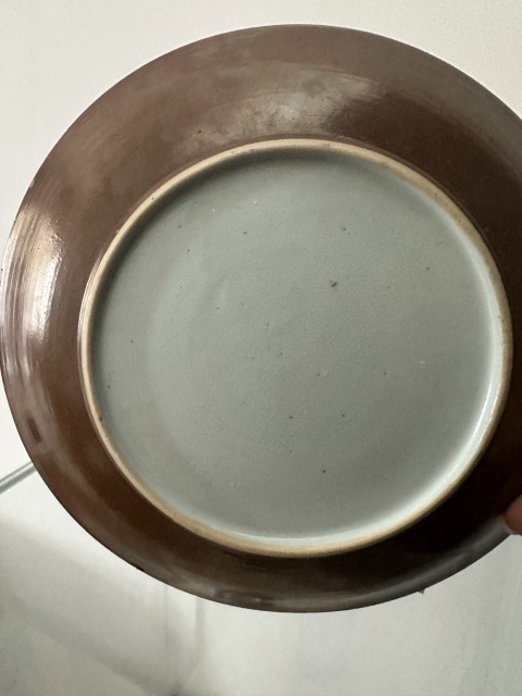 古玩陶瓷外紫金釉內(nèi)青花花卉紋盤拍賣,當前價格2300元