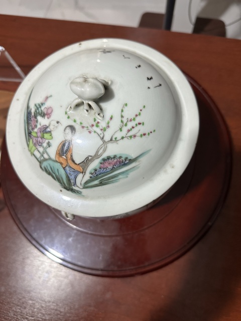 古玩陶瓷粉彩桃花仕女紋粥罐拍賣，當(dāng)前價格2800元