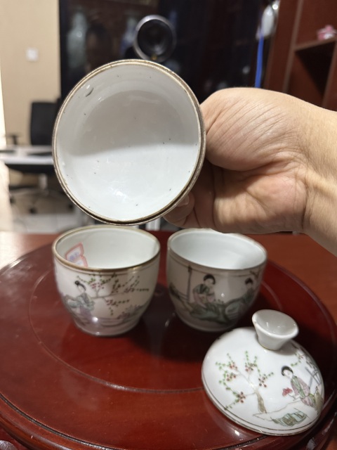 古玩陶瓷粉彩仕女人物圖蓋缸拍賣,當前價格1980元