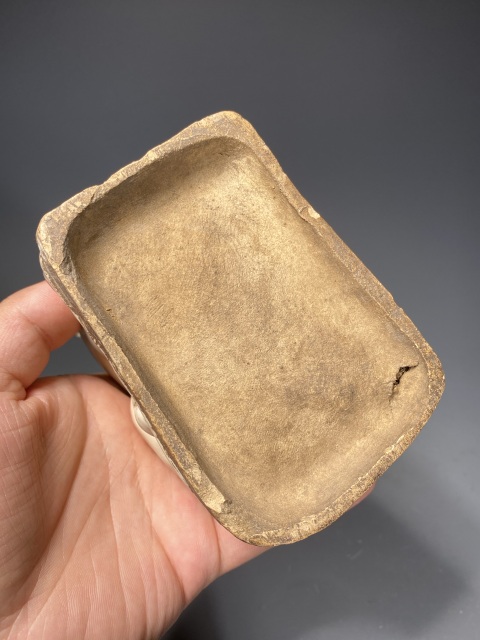 古玩陶瓷白地褐彩貓形擺件拍賣,當前價格0元