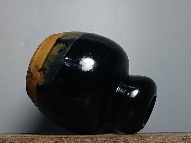 古玩陶瓷清代?黑釉蒜頭瓶拍賣,當(dāng)前價(jià)格2600元