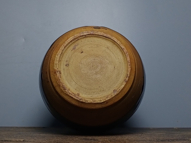 古玩陶瓷清代?黑釉蒜頭瓶拍賣,當(dāng)前價(jià)格2600元