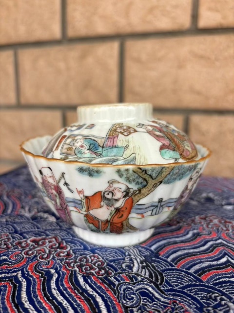 古玩陶瓷清 咸豐八仙圖人物紋粉彩蓋碗拍賣，當前價格22000元