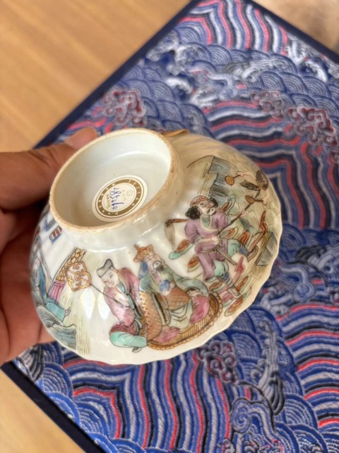 古玩陶瓷清 咸豐八仙圖人物紋粉彩蓋碗拍賣，當前價格22000元