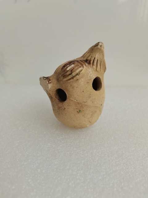 古玩陶瓷唐代·青釉褐彩鳥形塤真品鑒賞圖