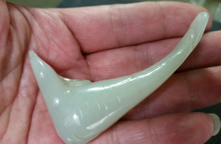 古玩玉器和田玉雕“喜鵲”拍賣,當前價格500元