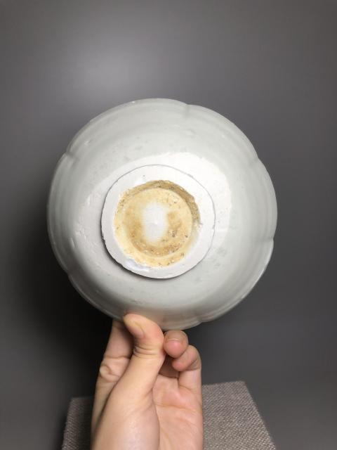古玩陶瓷北宋,影青釉花口洗拍賣,當前價格2400元