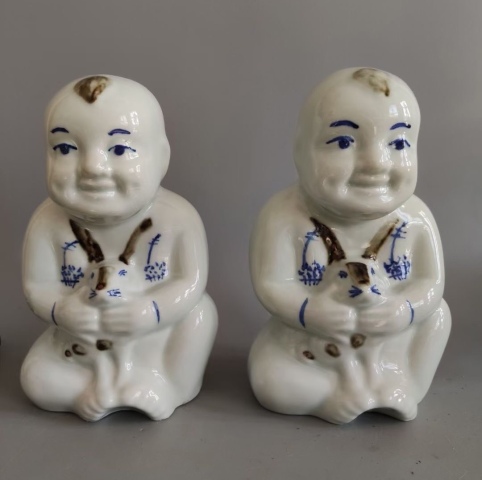 古玩陶瓷【鳳麟齋】醴陵抱兔瓷娃娃拍賣,當前價格1599元
