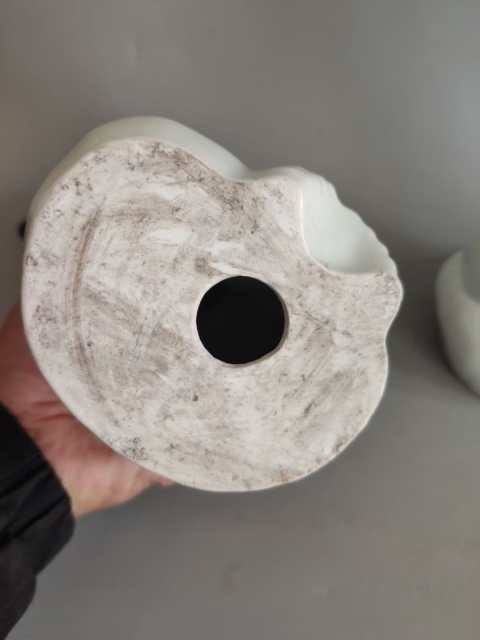 古玩陶瓷【鳳麟齋】醴陵抱兔瓷娃娃拍賣,當前價格1599元