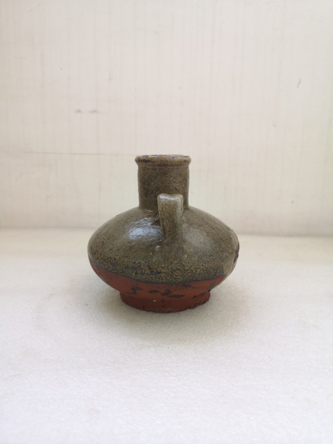 古玩陶瓷茶葉末釉執(zhí)壺拍賣,當(dāng)前價(jià)格680元