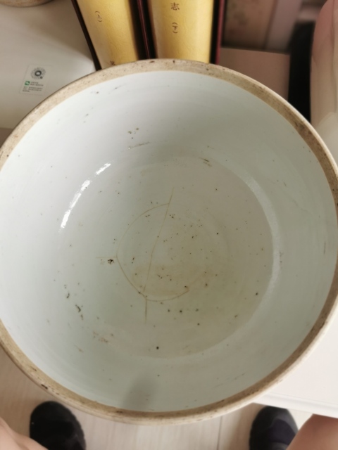 古玩陶瓷乾隆粉彩蓋缸拍賣(mài)，當(dāng)前價(jià)格4860元