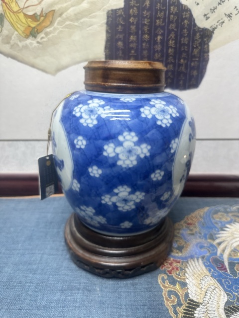 古玩陶瓷清康熙青花留白梅紋開光博古圖蓋罐 已走保真拍賣，當前價格12600元