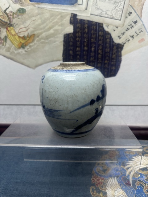 古玩陶瓷清乾隆精品青花山水紋罐拍賣,當前價格1260元