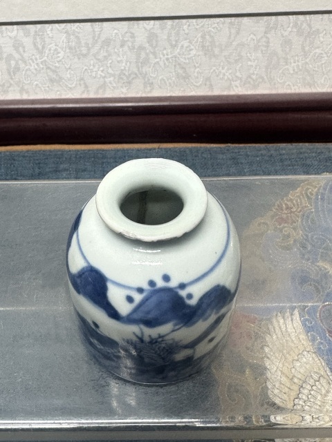 古玩陶瓷清中期精品山水紋青花水盂拍賣，當前價格1690元