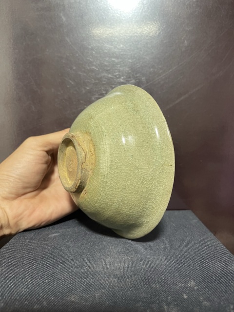 古玩陶瓷元龍泉青瓷撇口碗拍賣,當前價格5500元