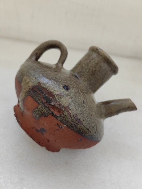 古玩陶瓷茶葉末釉執(zhí)壺拍賣,當(dāng)前價(jià)格680元