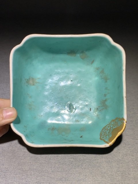古玩陶瓷大雅齋風(fēng)格松石綠釉礬紅墨彩雙龍穿花卉紋貢碗拍賣，當(dāng)前價(jià)格6888元