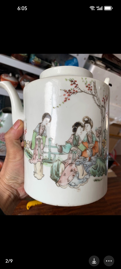 古玩陶瓷粉彩桃花仕女人物紋提梁壺拍賣,當(dāng)前價(jià)格889元
