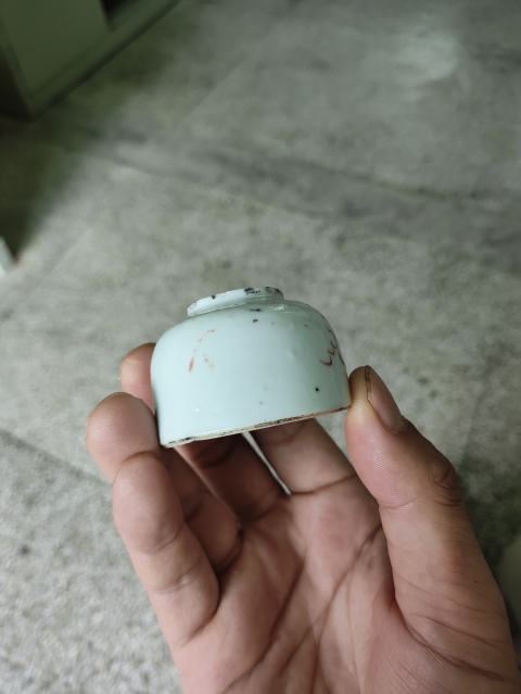 古玩陶瓷清代獅紋水盂拍賣，當(dāng)前價(jià)格688元