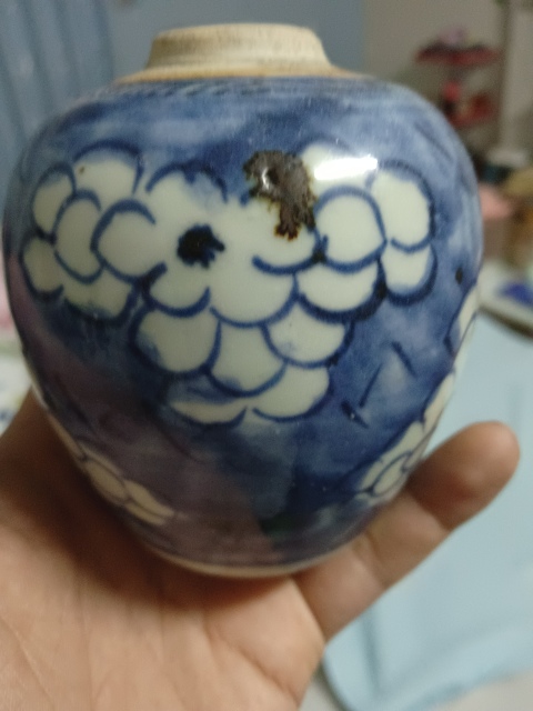古玩陶瓷青花冰梅圖蓋罐拍賣,當(dāng)前價格3500元