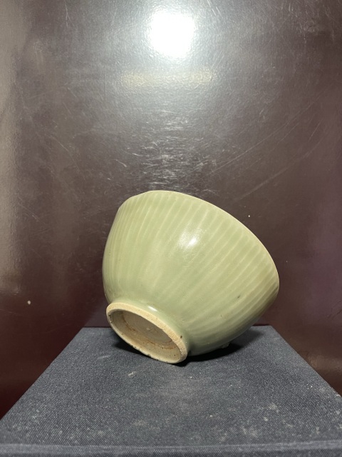 古玩陶瓷元龍泉刻仰蓮碗拍賣，當前價格5500元