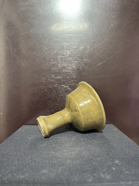 古玩陶瓷元未明初龍泉窯青釉高足杯拍賣,當前價格15500元