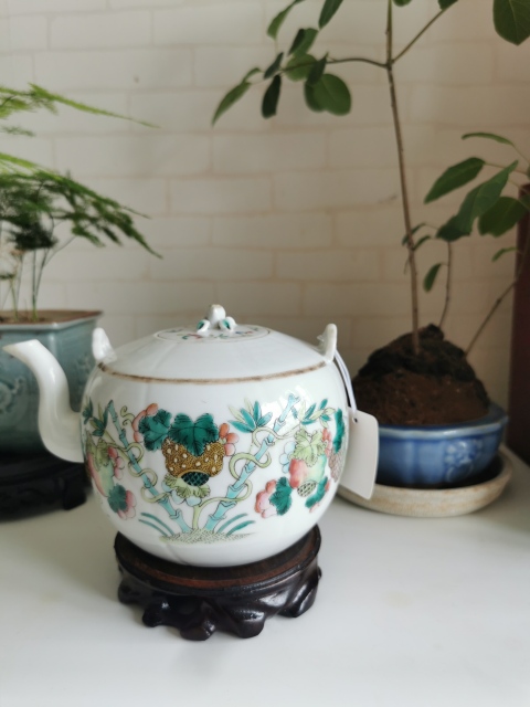 古玩陶瓷粉彩一品富貴紋茶壺拍賣，當前價格2600元