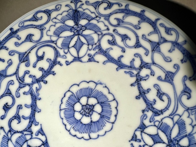 古玩陶瓷清 嘉慶 青花淡描月華牡丹纏枝紋盤拍賣,當前價格780元