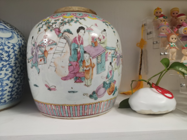 古玩陶瓷三娘教子圖粉彩罐拍賣,當前價格1500元